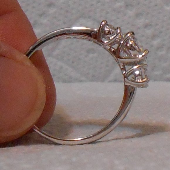 Silvertone Three Stone CZ Fashion Ring Size 11 - Picture 4 of 10